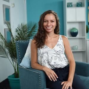 Meet your Posher, Haley